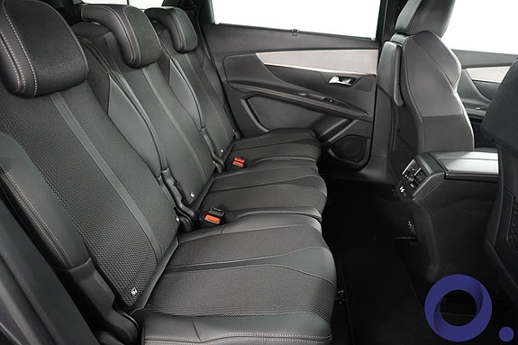 Peugeot 5008 25 of 29