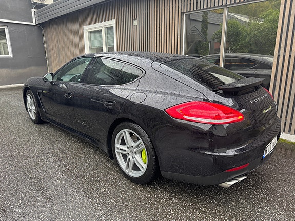 Porsche Panamera 15 of 30