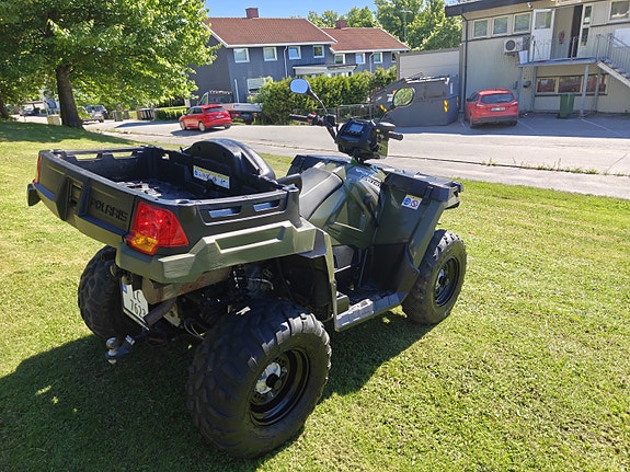 Polaris Sportsman X2 570 5 of 12
