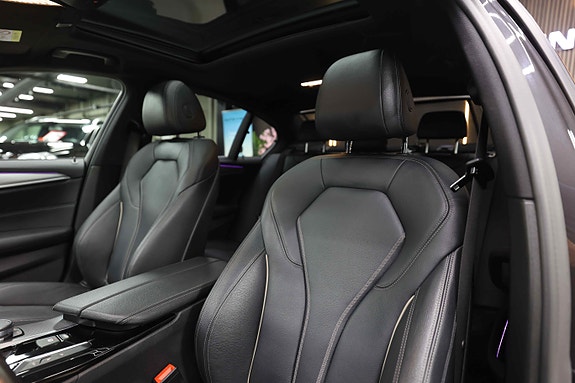 BMW 530e 19 of 30