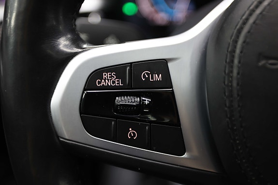 BMW 530e 25 of 30
