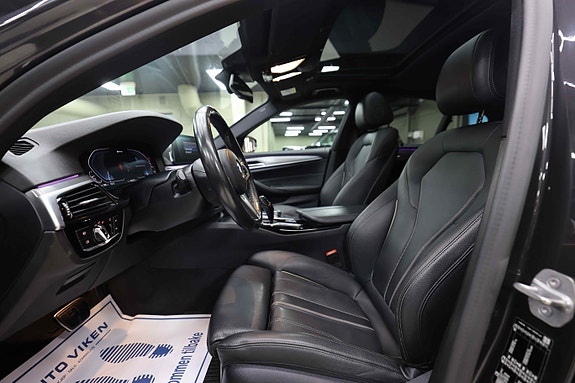 BMW 530e 18 of 30