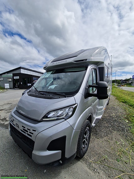 Adria CORAL 670 DL 60Y - Fiat MultiJet3 140HP (103kW) HD 35L 2 of 5