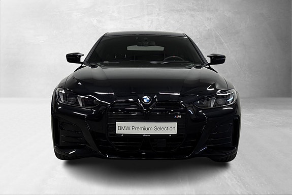 BMW i4 2 of 5