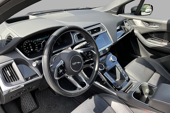 Jaguar I-PACE 5 of 5