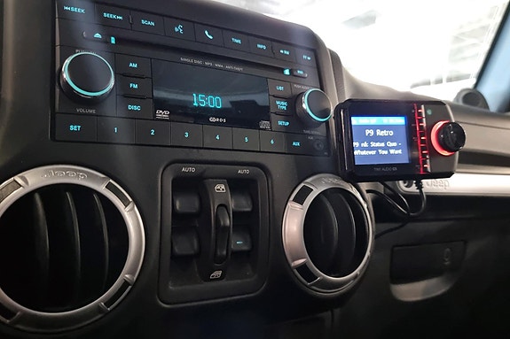 Jeep Wrangler 10 of 22