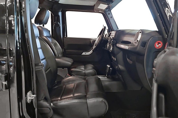 Jeep Wrangler 19 of 22