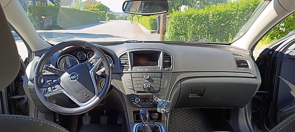 Opel Insignia 12 of 18