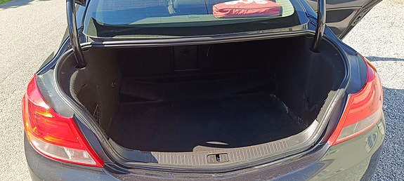 Opel Insignia 14 of 18