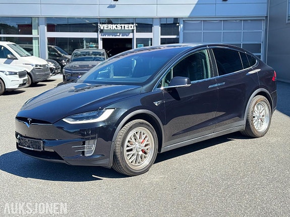 Tesla Model X