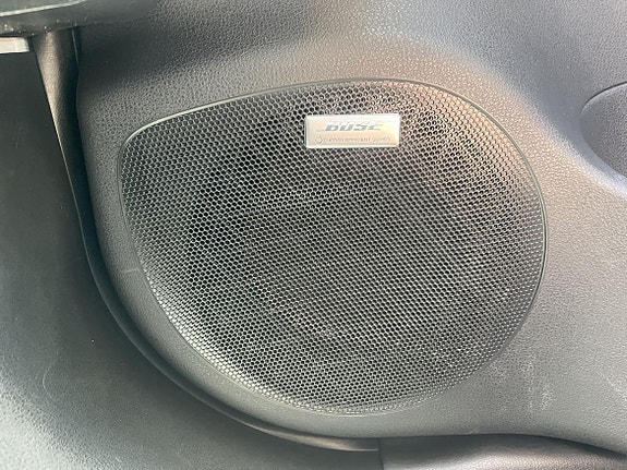 Nissan Leaf 16 of 16