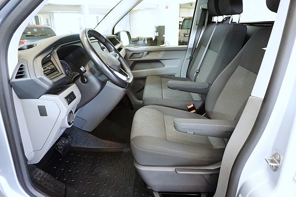 Volkswagen Transporter 9 of 24