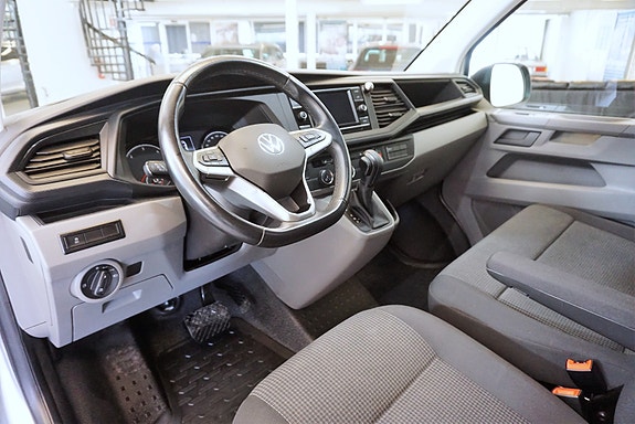 Volkswagen Transporter 10 of 24