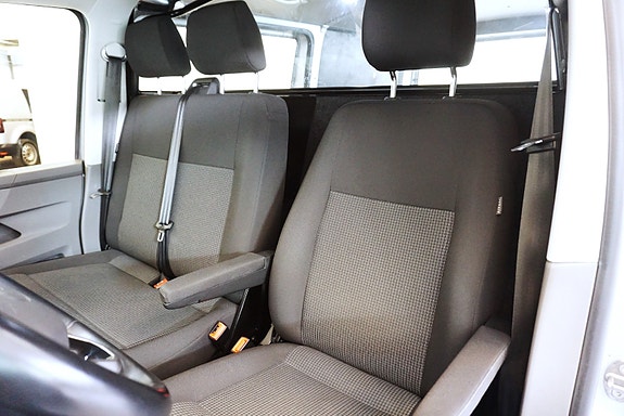 Volkswagen Transporter 11 of 24
