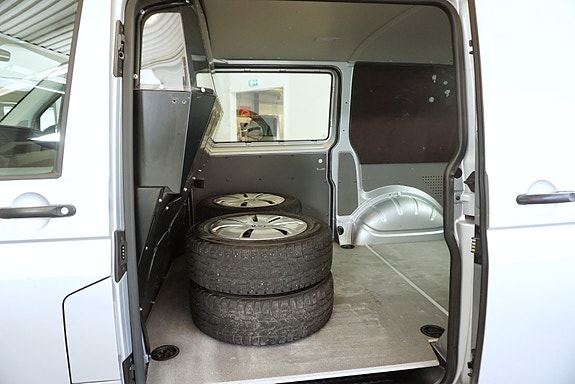 Volkswagen Transporter 23 of 24