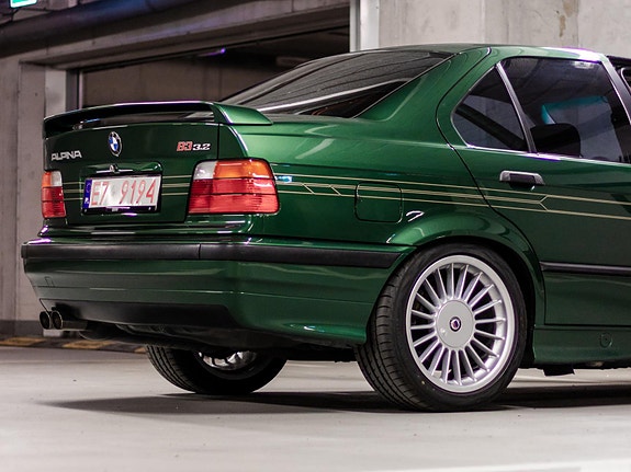 Alpina B3 3 of 5