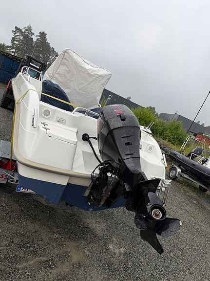 Hr 510 med henger, ferskvannkjørt. Stor service tatt. Selges rimelig 5 of 5