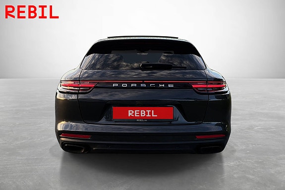 Porsche Panamera 5 of 5