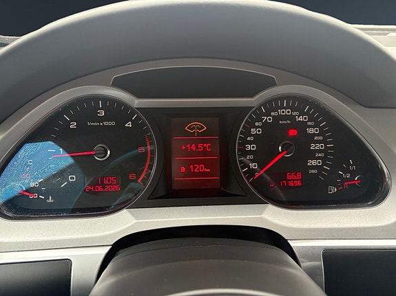 Audi A6 15 of 24