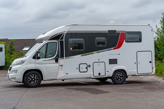 Bürstner Lyseo T 690 Nordic 150 hk. aut. 4 of 5