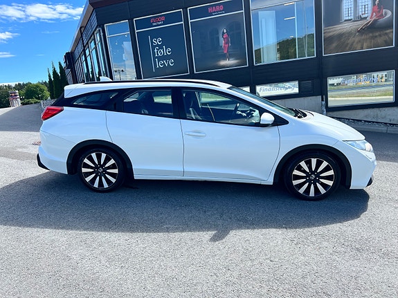 Honda Civic 2 of 5