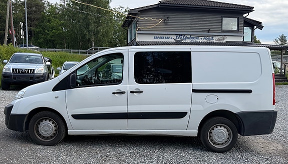 Peugeot Expert 2 of 5