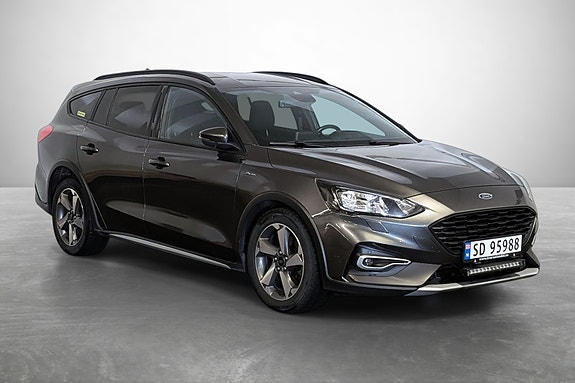 Ford Focus 2 of 5