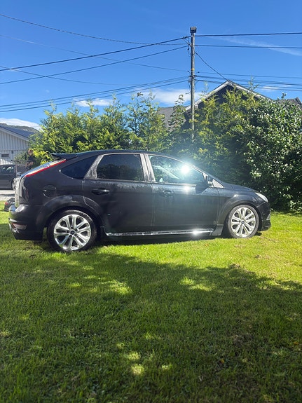 Ford Focus 4 of 5