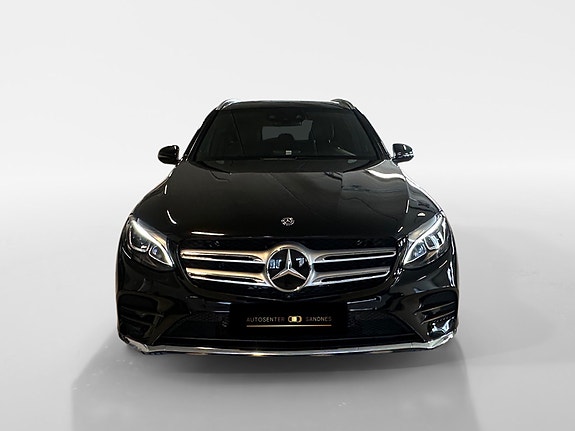 Mercedes-Benz GLC 2 of 5