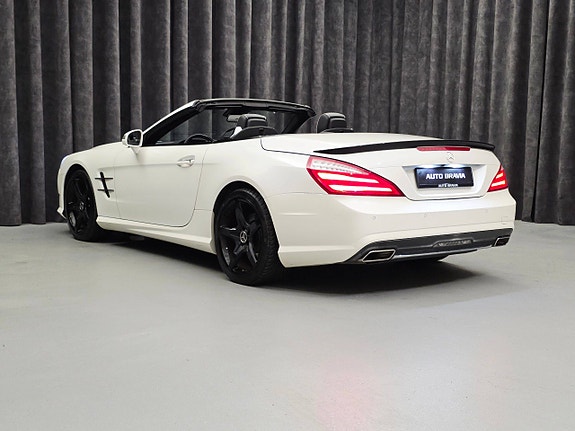 Mercedes-Benz SL350 5 of 5