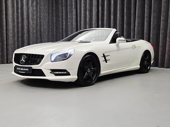 Mercedes-Benz SL350 3 of 5