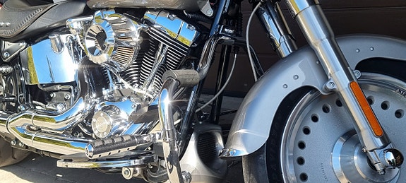 Harley-Davidson FLSTF Fat Boy 2 of 5