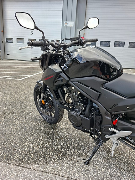 Honda CB500 Hornet 11 of 13