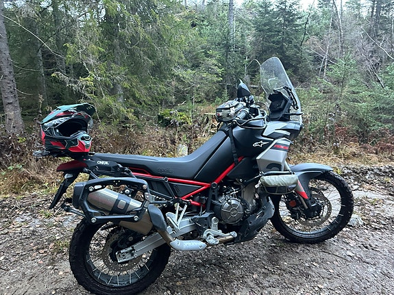 Aprilia Tuareg 660 3 of 5