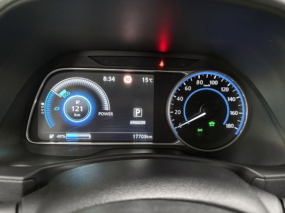Nissan Leaf 8 of 30