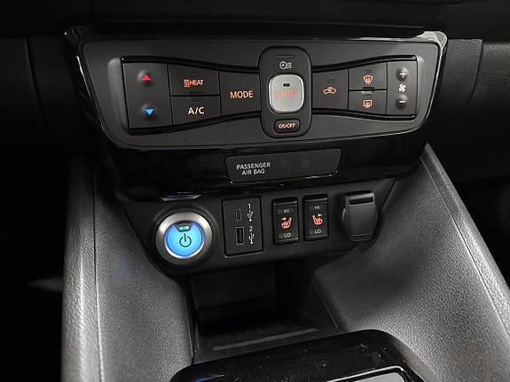 Nissan Leaf 21 of 30