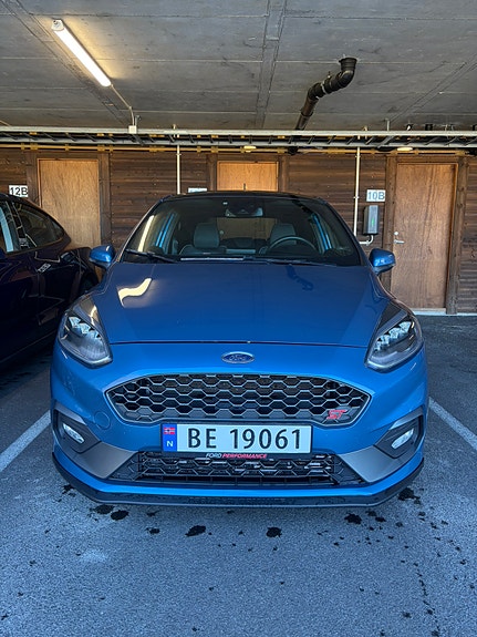 Ford Fiesta 2 of 15
