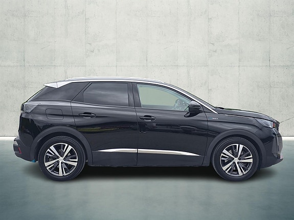 Peugeot 3008 4 of 5
