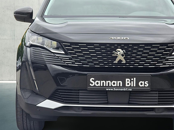 Peugeot 3008 2 of 5
