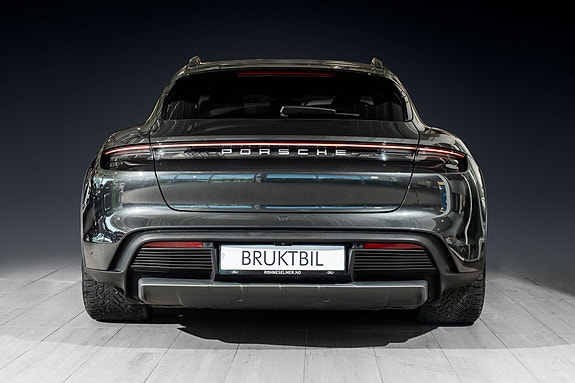 Porsche Taycan Cross Turismo 4 of 30