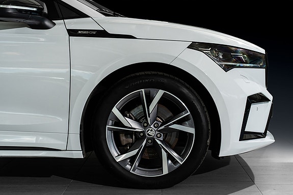 Skoda Enyaq 5 of 30