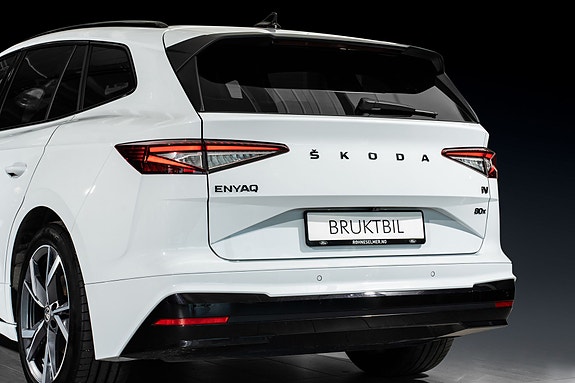 Skoda Enyaq 7 of 30