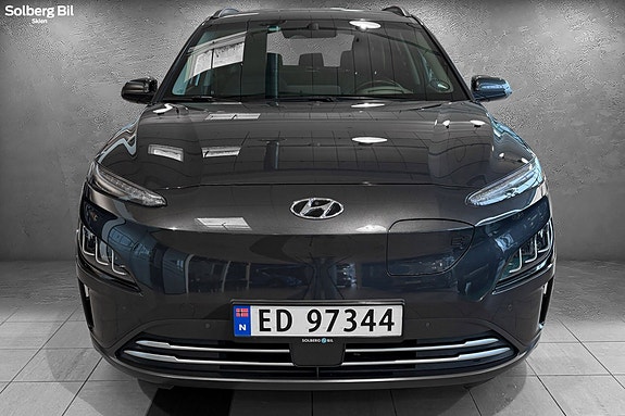 Hyundai Kona 2 of 5