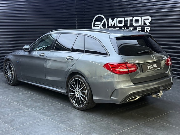 Mercedes-Benz C-Klasse 2 of 5