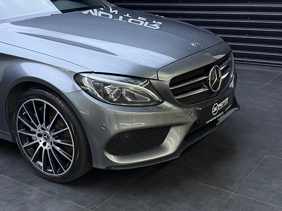 Mercedes-Benz C-Klasse 3 of 5