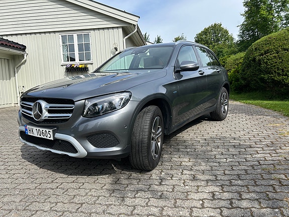 Mercedes-Benz GLC350 e 5 of 5