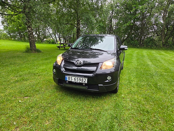 Toyota Urban Cruiser 5 of 5