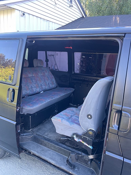 Volkswagen Multivan 5 of 5