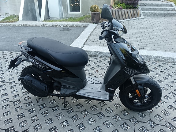 Piaggio Typhon 50 2 of 5