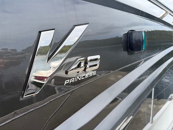 Princess V48 3 of 5